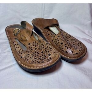 Alegria ALG-637 Tan Leather Boho Laser Cut Floral Mules Clogs Women 41